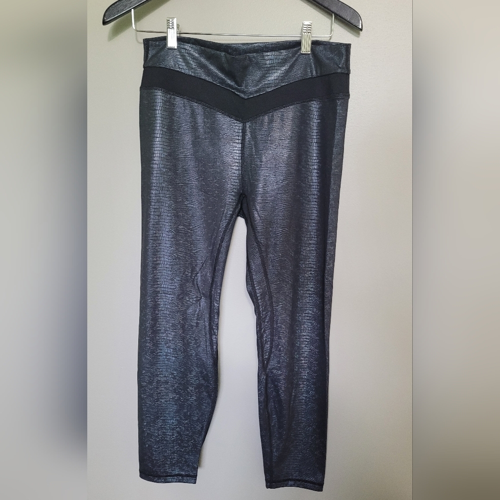 Zyia Metallic Crops 16/18 EUC